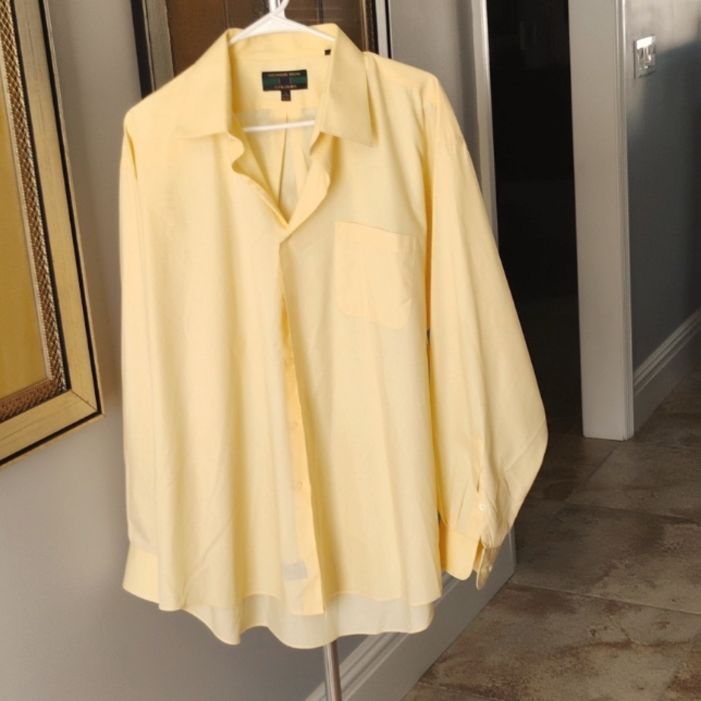 Alexander Julian long sleeve men's shirt size 17 -17 1/2 sleeves 34/35